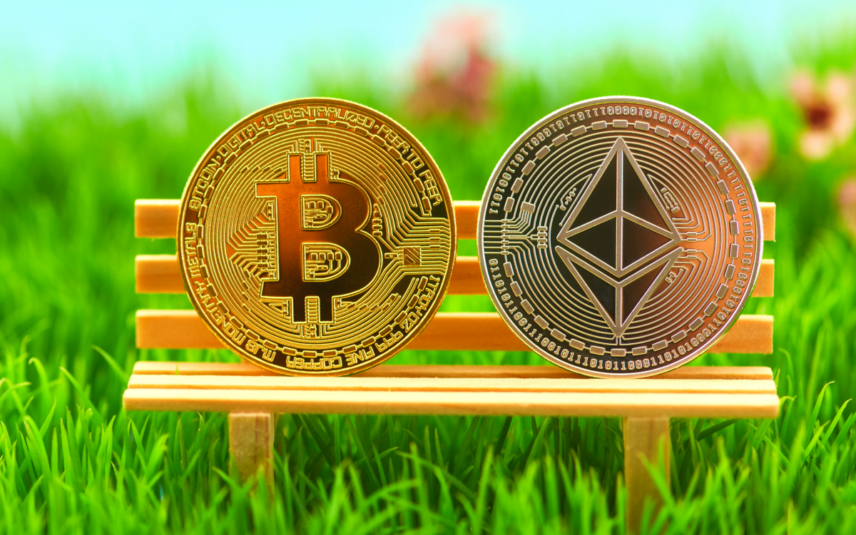Bitcoin Vs Ethereum Which One Is Objectively Better Medium